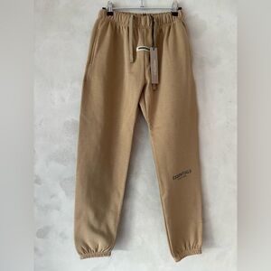 Fear of God Essentials sweatpants, men’s size small, NWT!